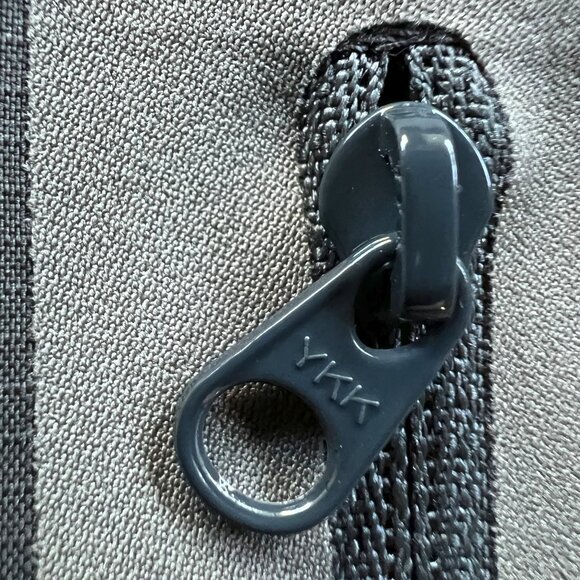 Arc'teryx Shell Jacket in gray size large - men's - Picture 10 of 10